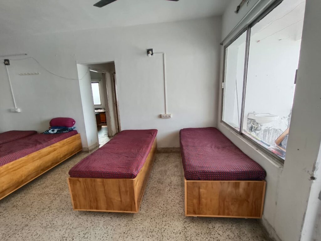 3 Sharing PG near Ellis Bridge