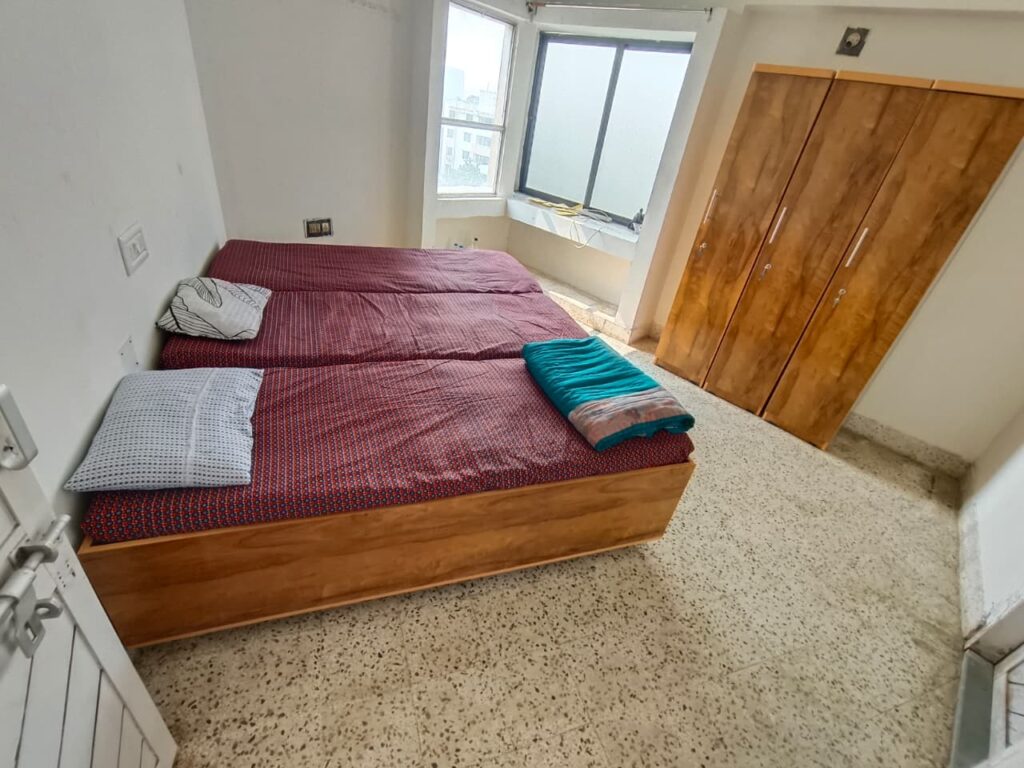 Triple Sharing PG in Ellisbridge Navrangpura Ahmedabad